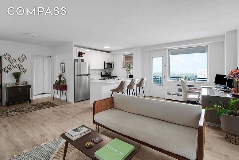 5800 Arlington Avenue #17D