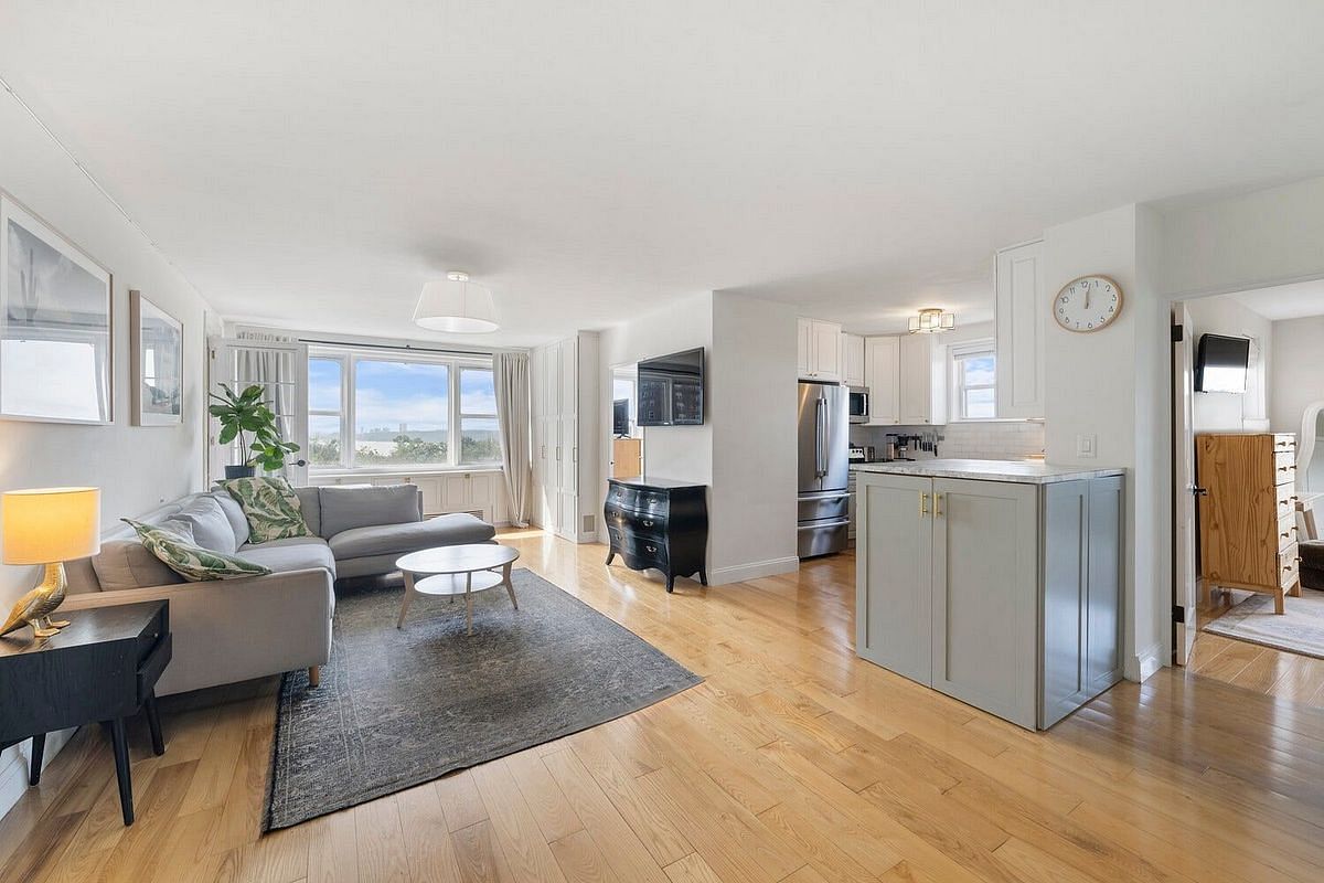 Image 1 of 23 for 5800 Arlington Avenue #7U in Bronx, BRONX, NY, 10471