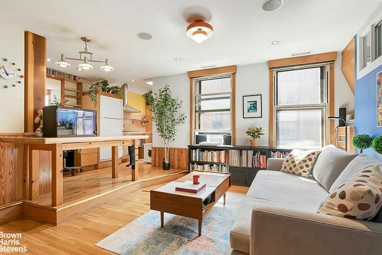 581 Academy Street #5B