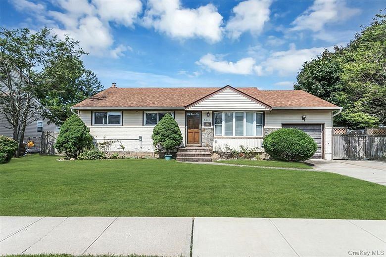 581 Plainview Road