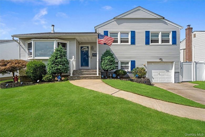 582 Benton Road
