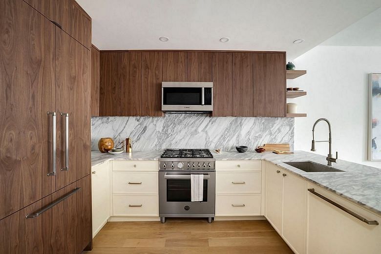 582 Park Place #2
