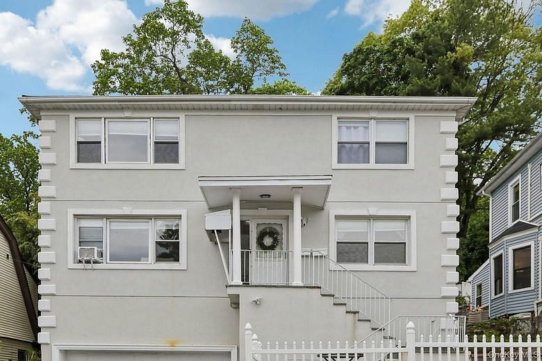 583 Bellevue Avenue N