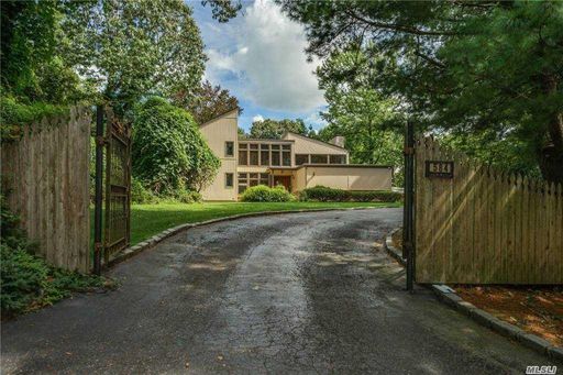 Image 1 of 1 for 584 North Country Rd in Long Island, St. James, NY, 11780