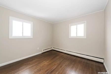 Image 1 of 29 for 587 S Bayview Avenue in Long Island, Freeport, NY, 11520