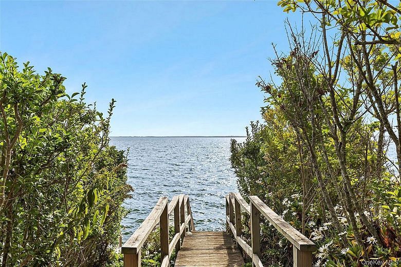 5875 Peconic Bay Boulevard