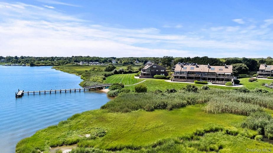 59 Watchogue Avenue #25