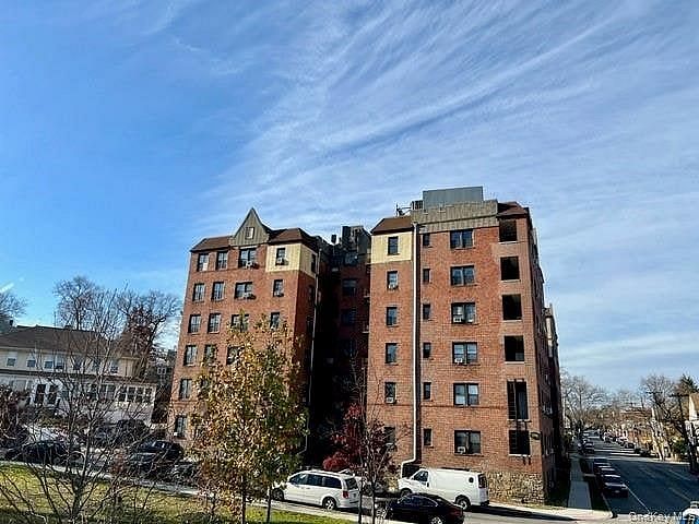 590 E Third Street #4O