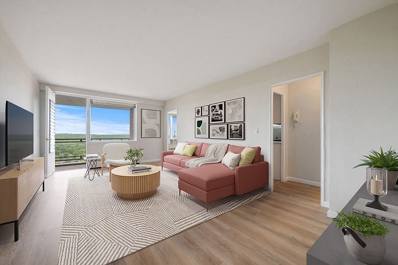 5900 Arlington Avenue #6H