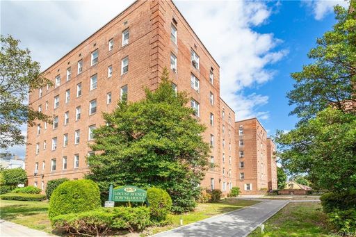 Image 1 of 16 for 70 Locust Avenue #202B in Westchester, New Rochelle, NY, 10801