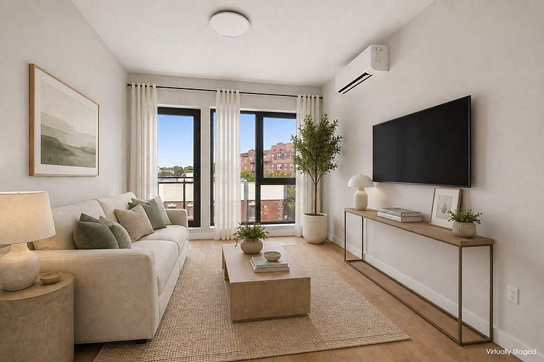 593 East 17th Street #4C