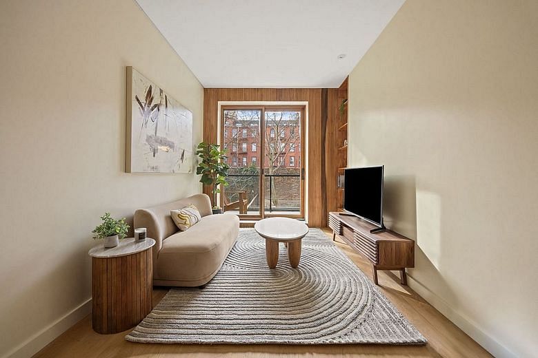 594 Sterling Place #4R