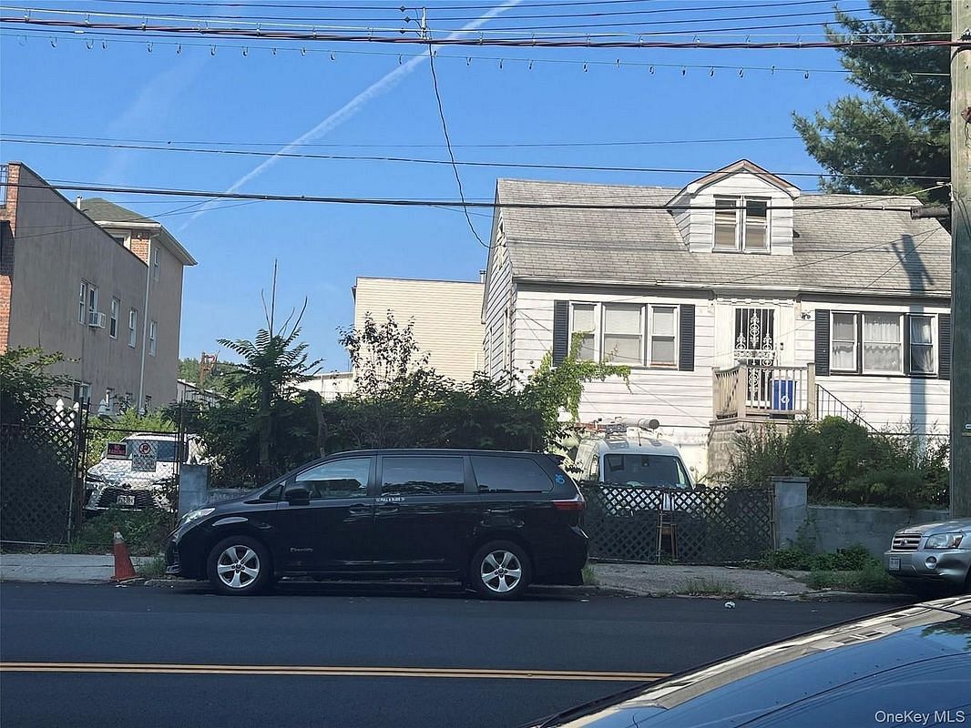 Image 1 of 1 for 595 Olmstead Avenue in Bronx, New York, NY, 10473