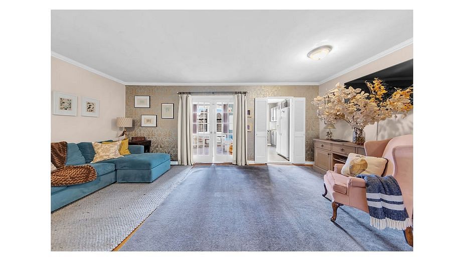 599 East 7th Street #2K