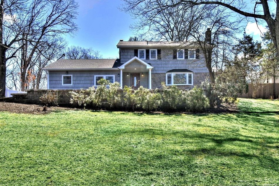 Image 1 of 31 for 58 Astor Court in Long Island, Commack, NY, 11725