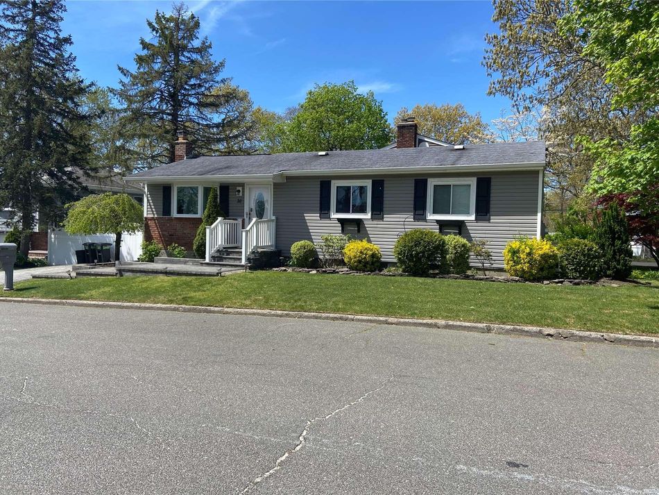 Image 1 of 16 for 30 Chester Street in Long Island, Lake Grove, NY, 11755