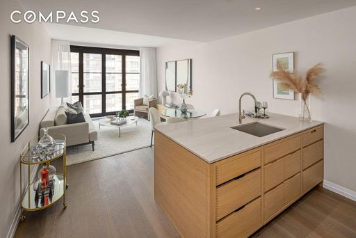 Image 1 of 20 for 250 West 96th Street #6E in Manhattan, New York, NY, 10025