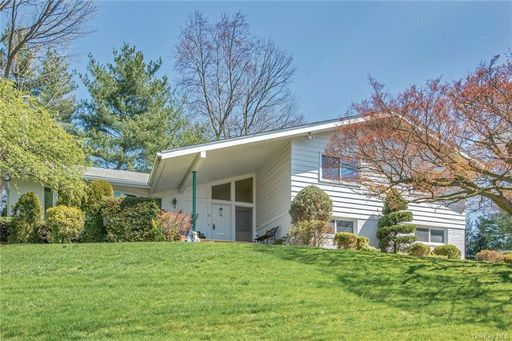 Image 1 of 24 for 31 Lakeshore Drive in Westchester, Eastchester, NY, 10709