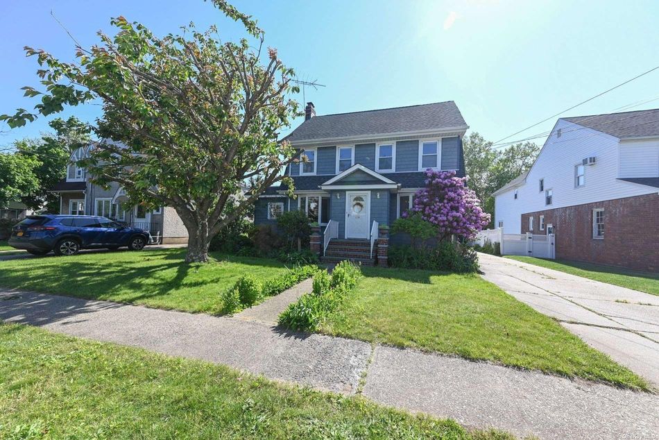 Image 1 of 25 for 238 Bedell Terrace in Long Island, West Hempstead, NY, 11552