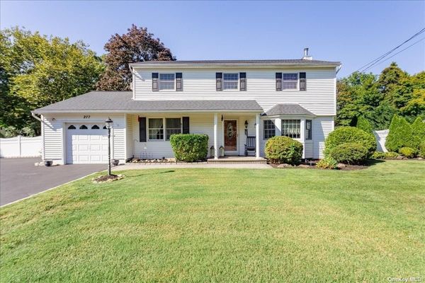 Image 1 of 32 for 277 Burr Road in Long Island, East Northport, NY, 11731
