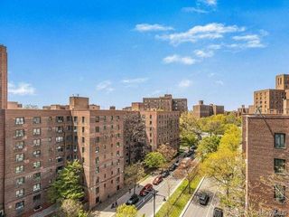 Image 1 of 2 for 1561 Metropolitan Avenue #2B in Bronx, NY, 10462
