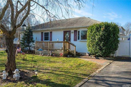 Image 1 of 14 for 481 W End Ave in Long Island, Shirley, NY, 11967