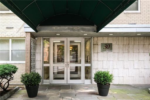 Image 1 of 11 for 30 Lake Street #11K in Westchester, White Plains, NY, 10601