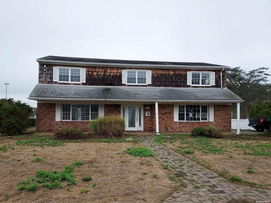 Image 1 of 13 for 336 Grand Central Avenue in Long Island, Amityville, NY, 11701