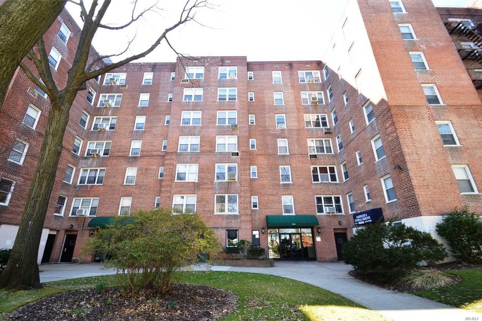 Image 1 of 17 for 27-04 Parsons Boulevard #1E in Queens, Flushing, NY, 11354