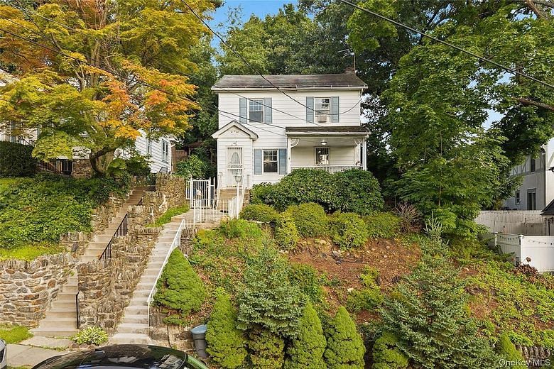 6 Arden Place