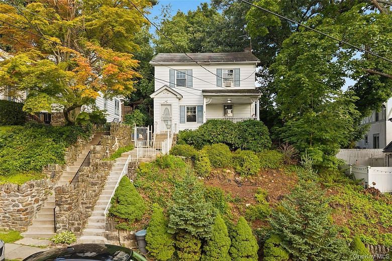 6 Arden Place