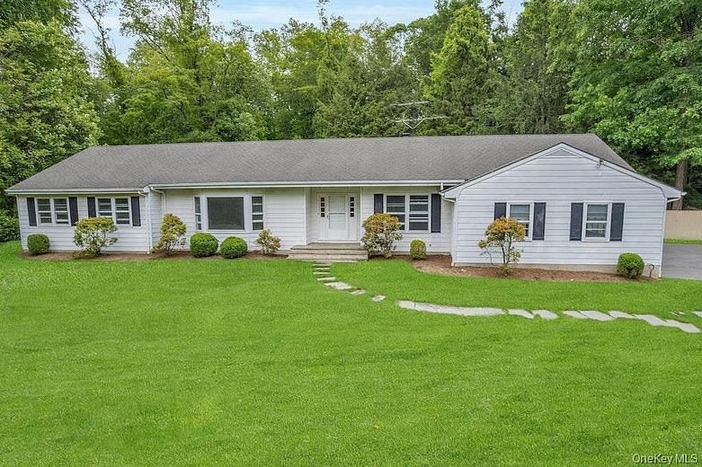 6 Birch Grove Drive