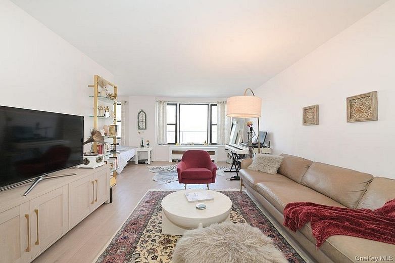 6 Birchwood Court #3A