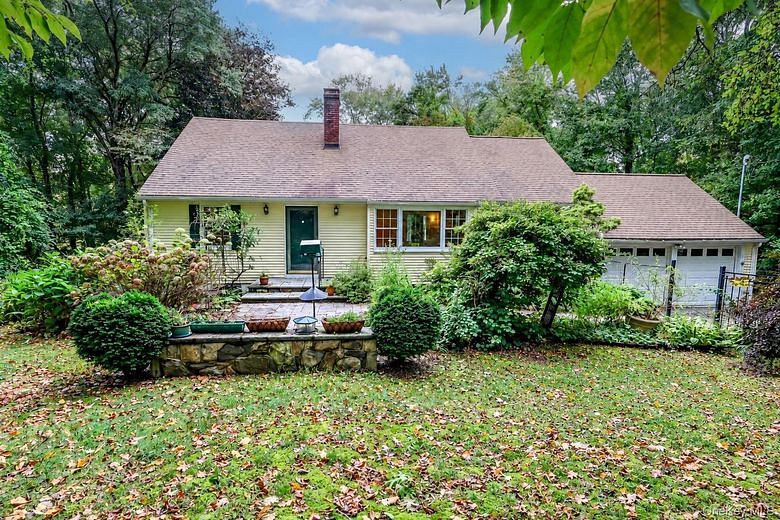 6 David Drive