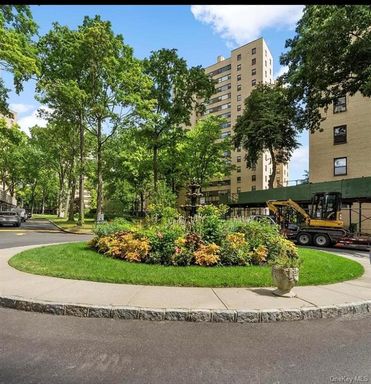 Image 1 of 6 for 6 Fordham Hill Oval #14A in Bronx, NY, 10468