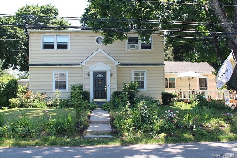 6 Howe Street