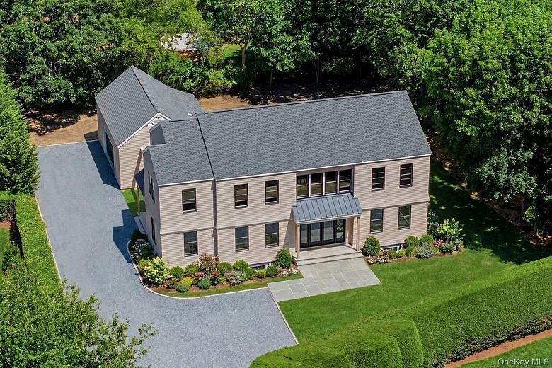 6 Lamb Avenue