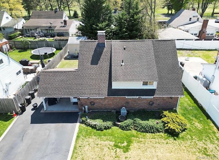 6 Mead Lane
