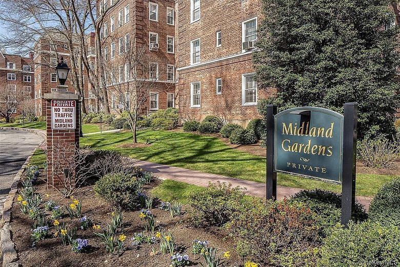 6 Midland Gardens #4B