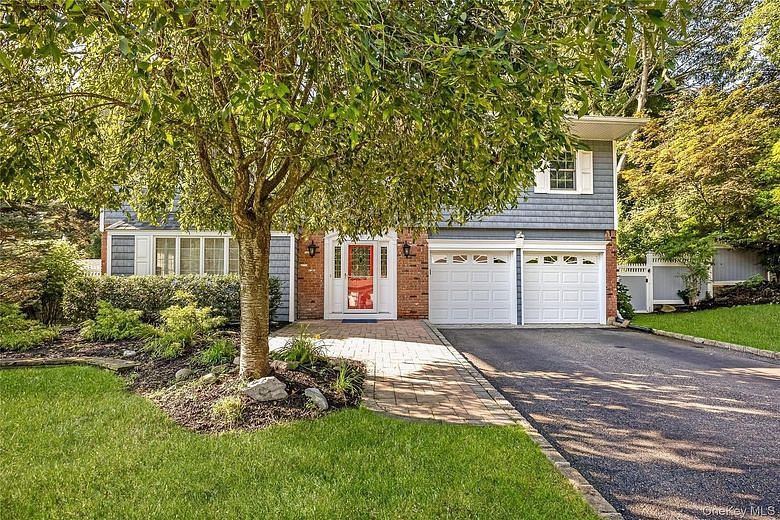 6 Mountain Laurel Lane