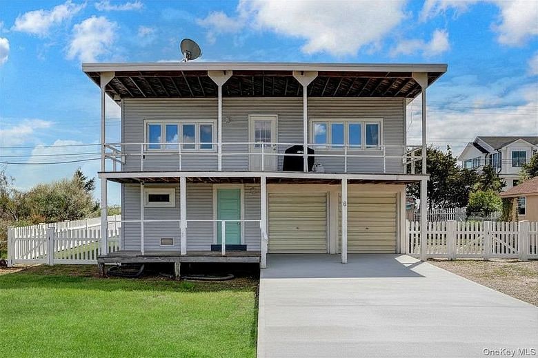 6 Oak Beach Road
