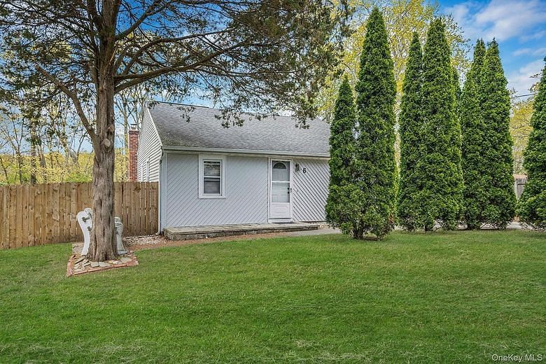 6 Satinwood Road