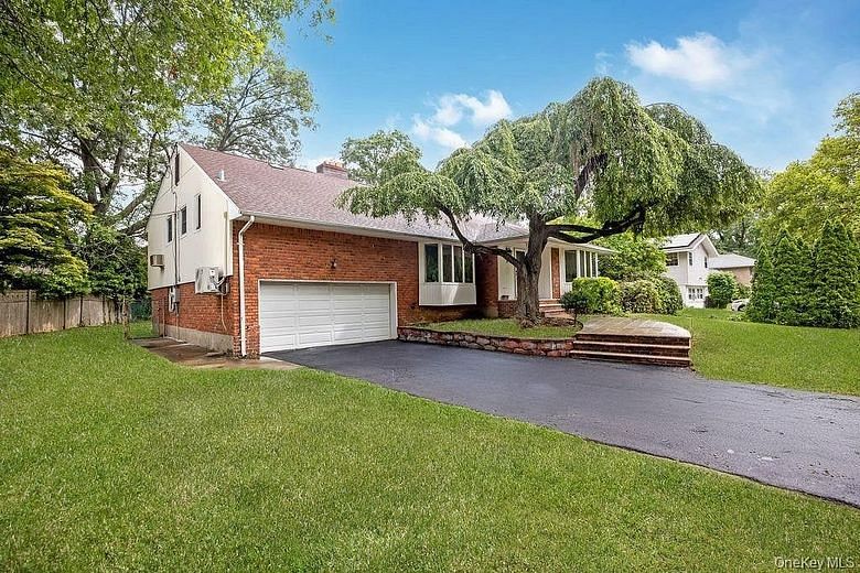 6 Village Drive