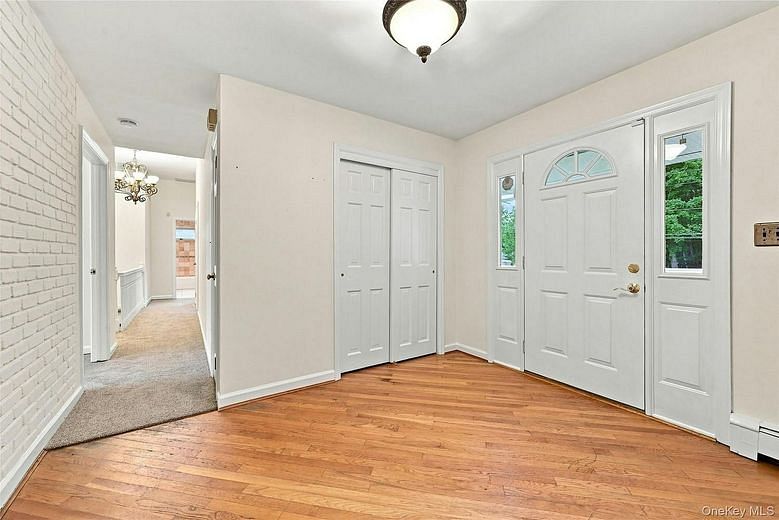 6 Winfield Drive