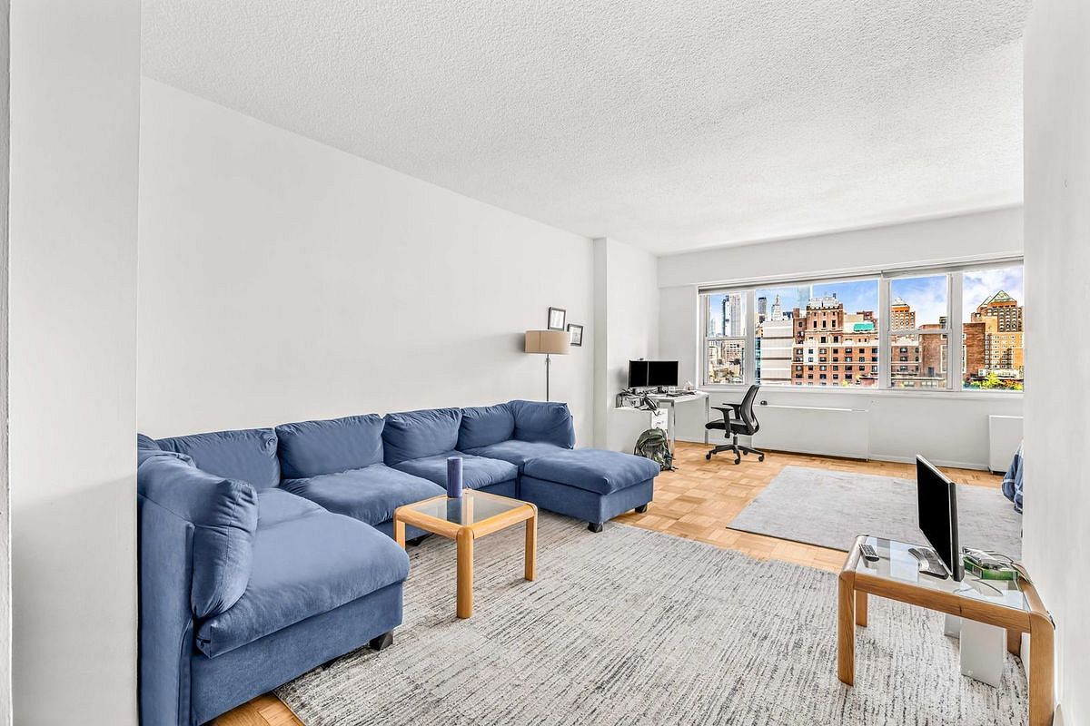 Image 1 of 7 for 60 East 8th Street #15J in Manhattan, NY, 10003