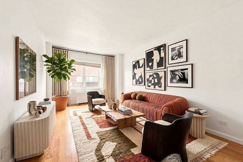 60 East 8th Street #32A