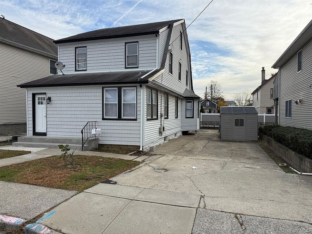 Image 1 of 26 for 60 Gotham Avenue in Long Island, Hempstead, NY, 11003