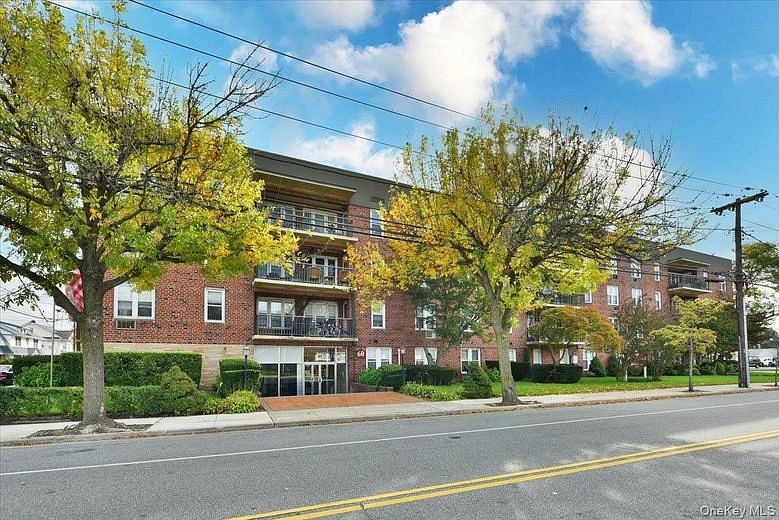 60 Hempstead Avenue #1H