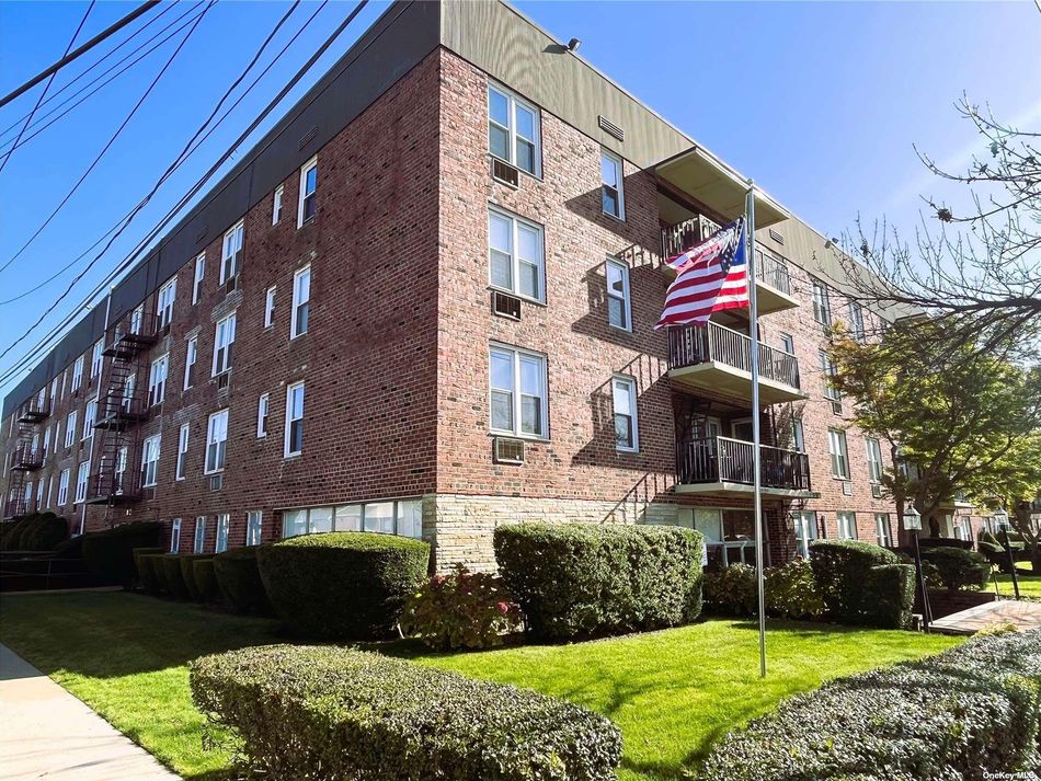 Image 1 of 8 for 60 Hempstead Avenue #1L in Long Island, Lynbrook, NY, 11563