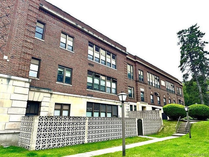 60 Kensico Road #6